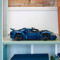 Конструктор LEGO Technic 42154 - Ford GT 2022 фото 4