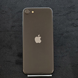 Б/У Смартфон Apple iPhone SE 2020 64GB Black (5710) фото 1