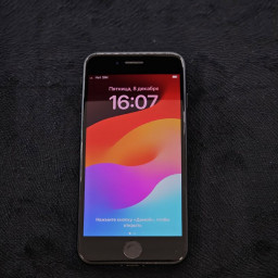 Б/У Смартфон Apple iPhone SE 2020 64GB Black (5710) фото 2