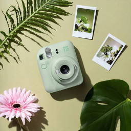Фотоаппарат моментальной печати Fujifilm Instax mini 12 Mint Green фото 1
