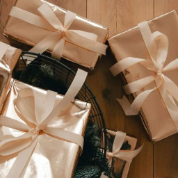 Что подарить парню на Новый год 2026